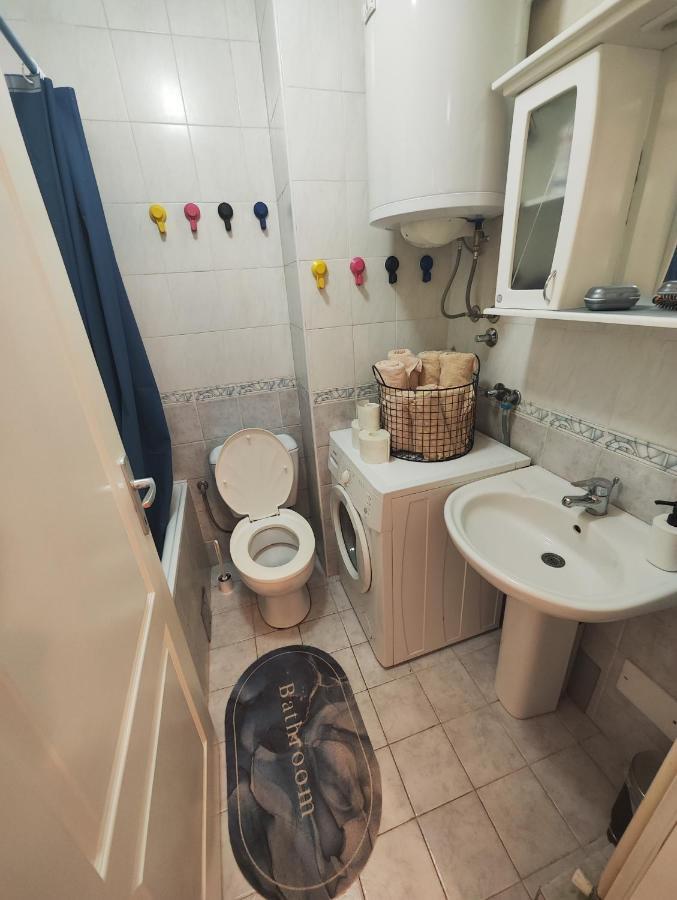 Boris Apartmani Kraljevo Luaran gambar