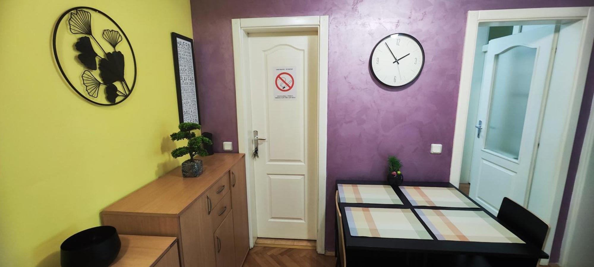 Boris Apartmani Kraljevo Luaran gambar